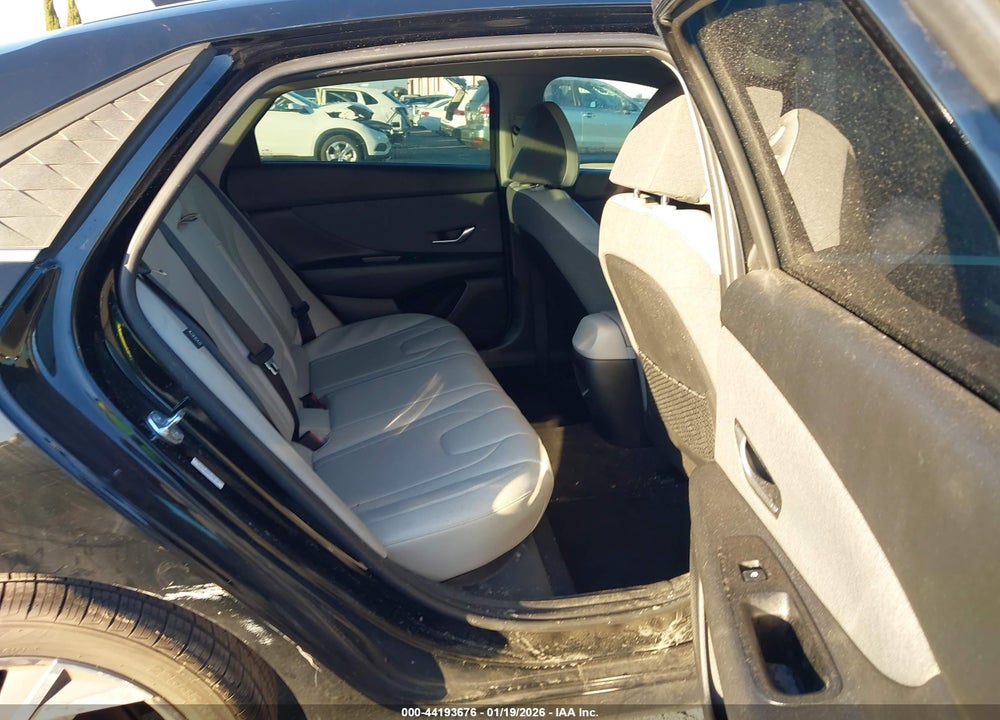 2025 HYUNDAI ELANTRA LIMITED VIN: KMHLP4DG2SU895795
