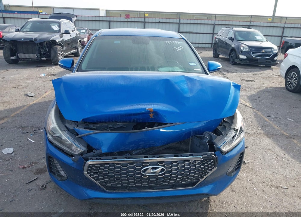 2018 HYUNDAI ELANTRA GT VIN: KMHH35LE6JU011301