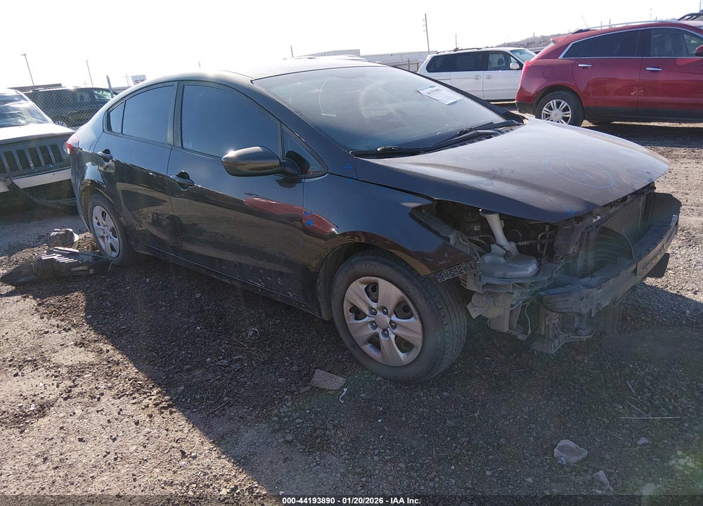 2018 KIA FORTE LX VIN: 3KPFL4A71JE215111