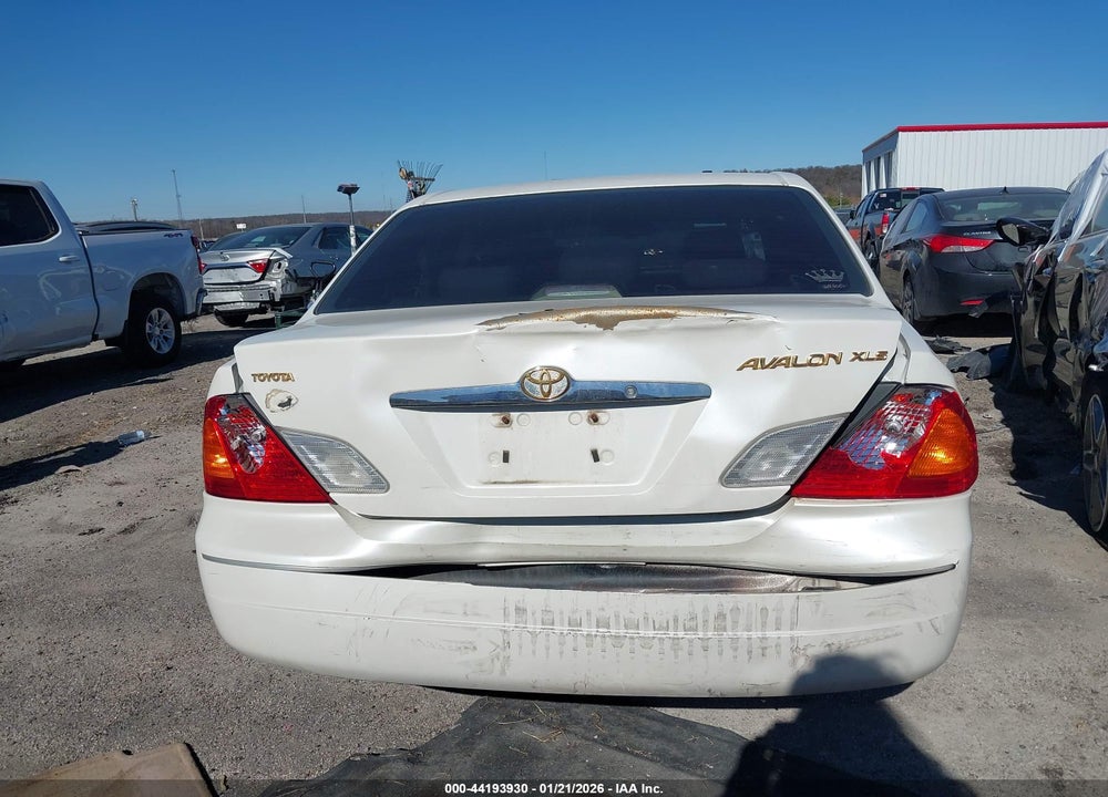 2002 TOYOTA AVALON XLS VIN: 4T1BF28B22U212642