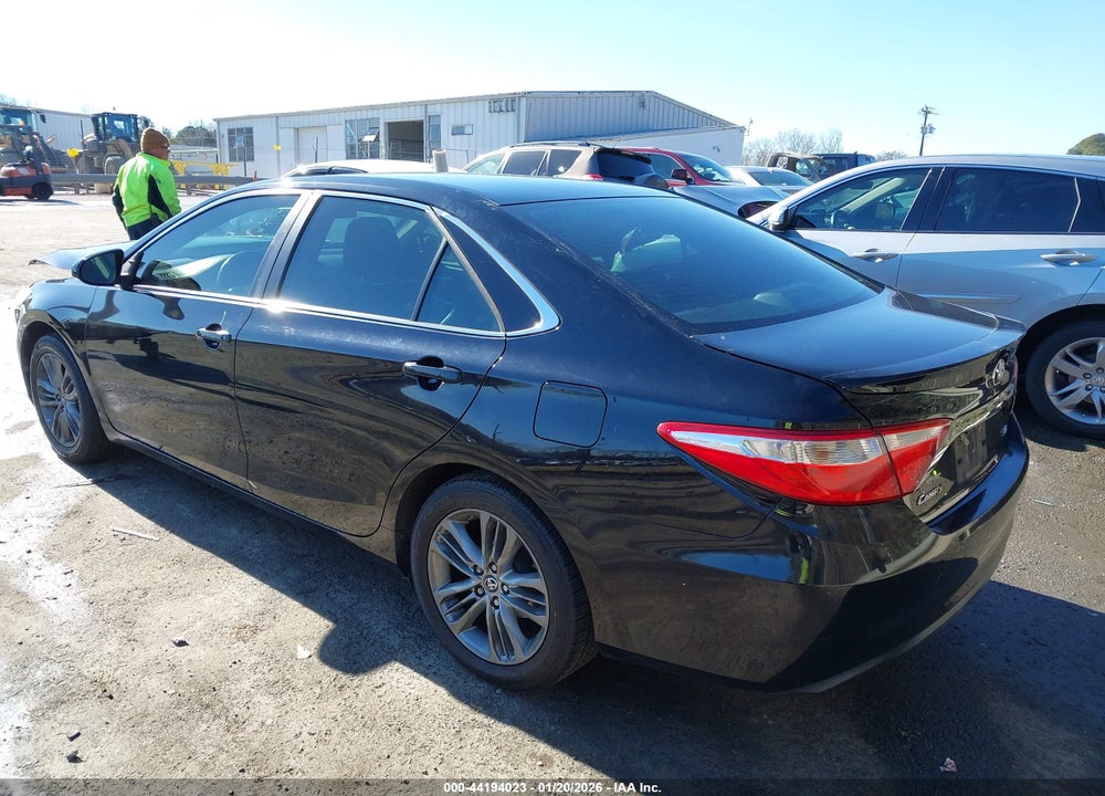 2015 TOYOTA CAMRY SE VIN: 4T1BF1FK6FU900467