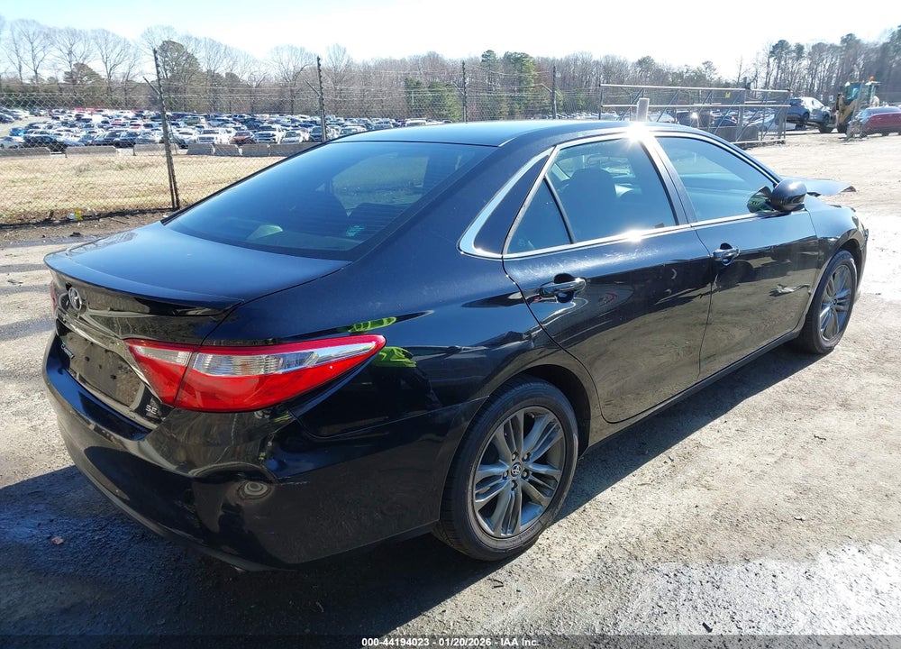 2015 TOYOTA CAMRY SE VIN: 4T1BF1FK6FU900467