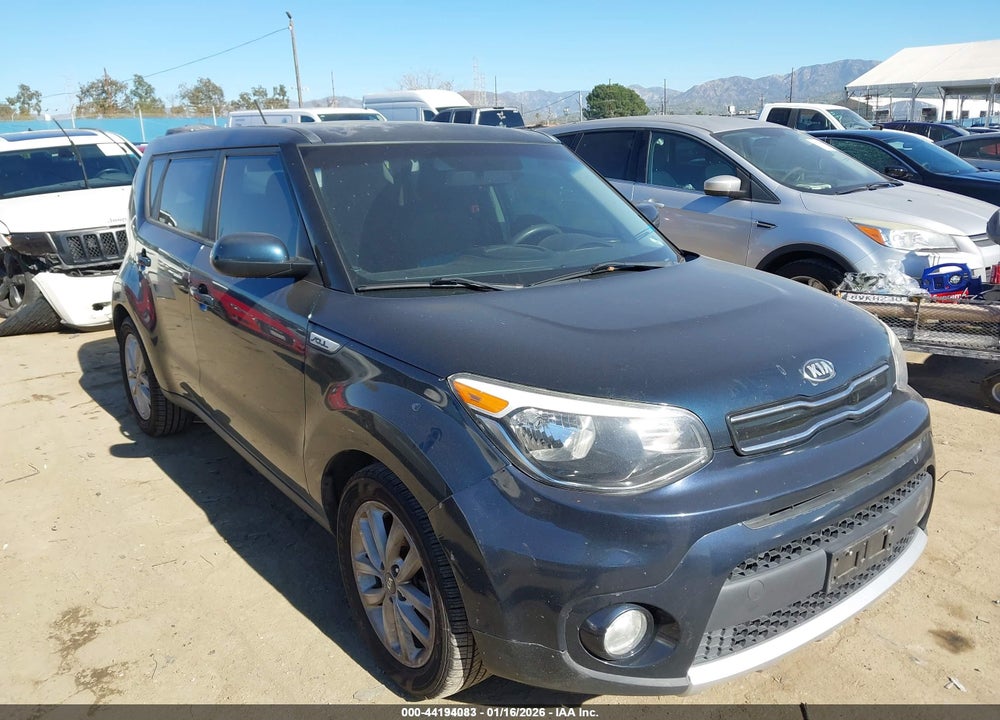2018 KIA SOUL + VIN: KNDJP3A56J7625331
