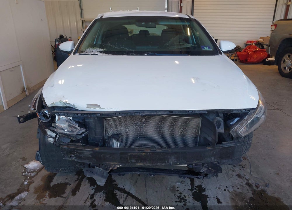 2019 HYUNDAI ELANTRA GT VIN: KMHH35LE5KU107020