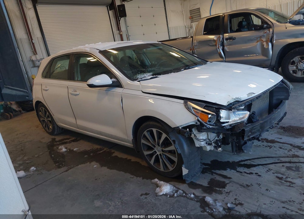 2019 HYUNDAI ELANTRA GT VIN: KMHH35LE5KU107020