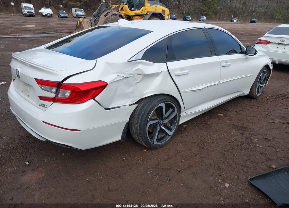 2018 HONDA ACCORD SPORT 2.0T VIN: 1HGCV2F30JA038837