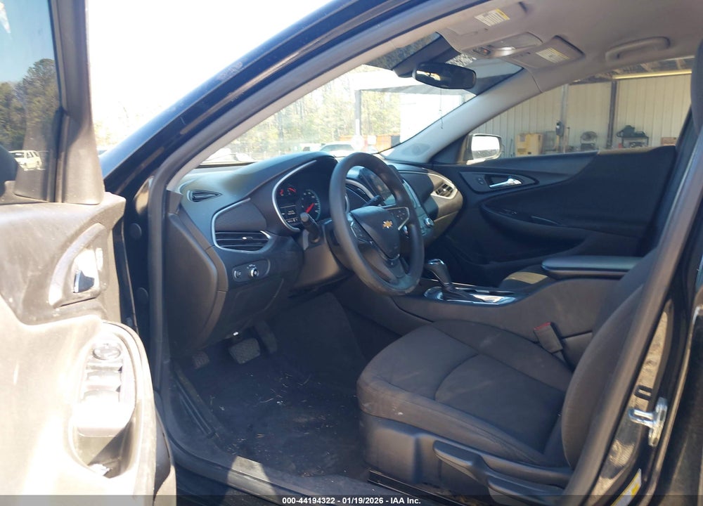 2019 CHEVROLET MALIBU 1LS VIN: 1G1ZB5ST9KF120958
