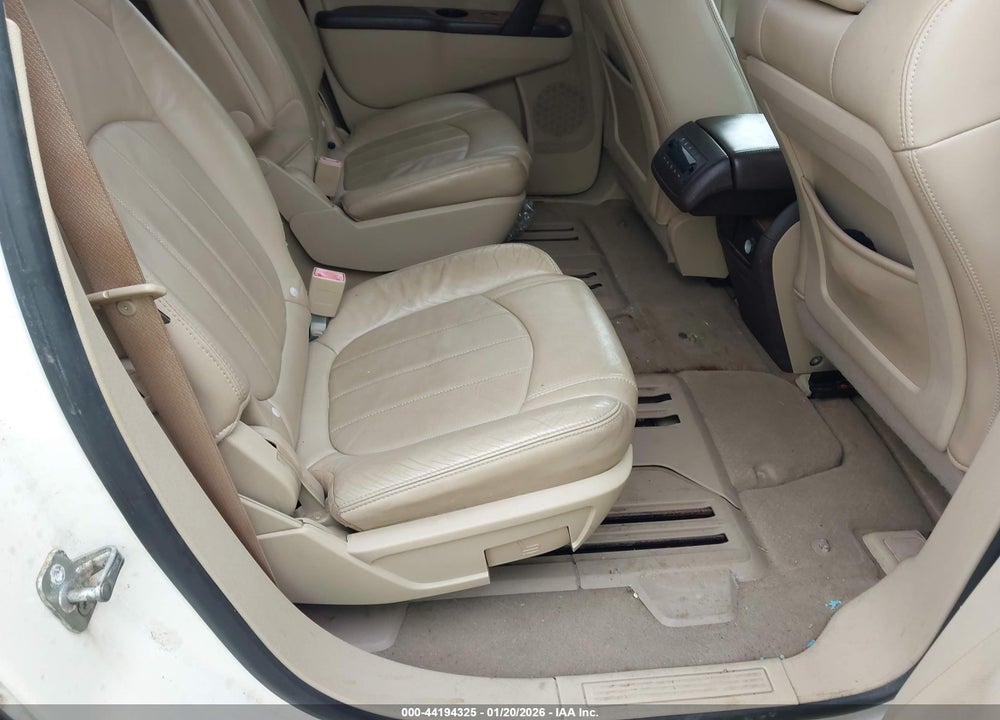 2010 BUICK ENCLAVE 2XL VIN: 5GALRCED3AJ133722