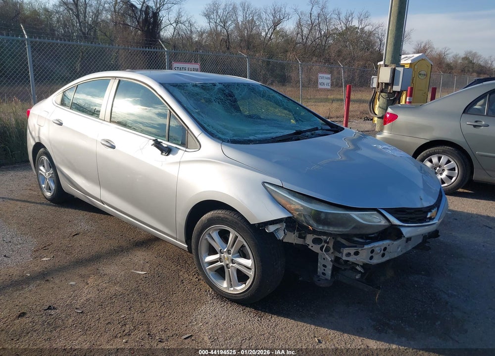 2017 CHEVROLET CRUZE LT AUTO VIN: 1G1BE5SM4H7265667