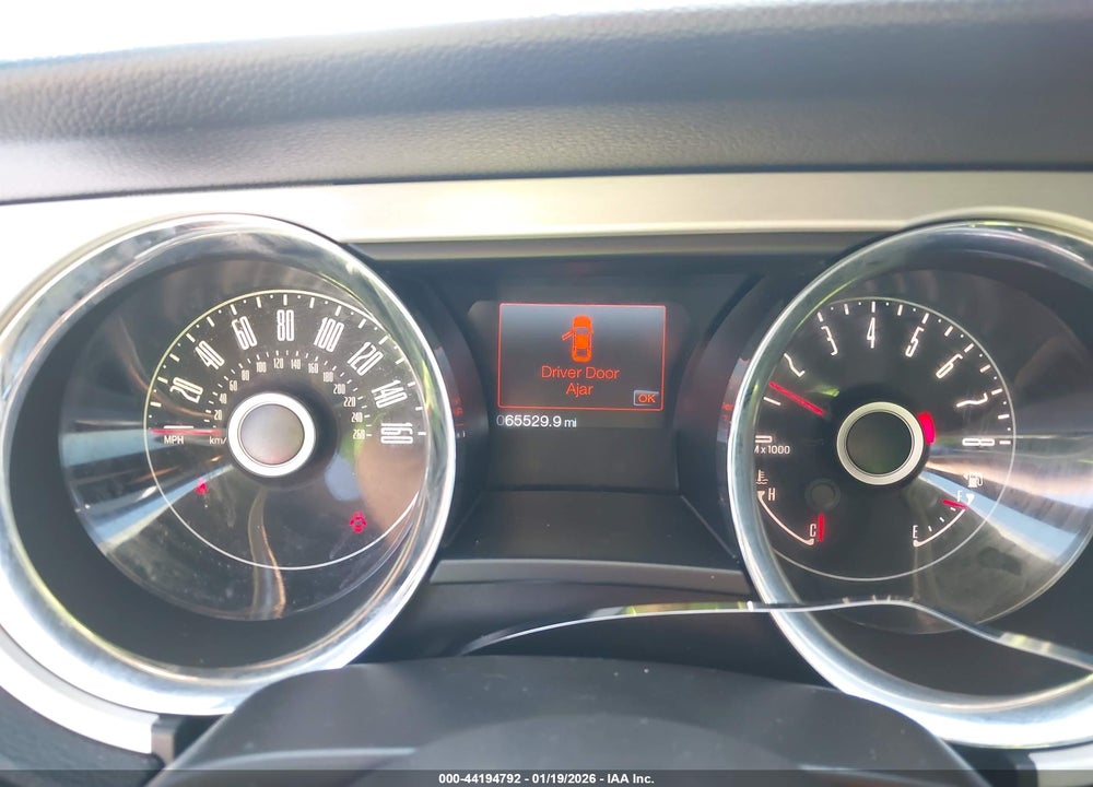 2014 FORD MUSTANG V6 PREMIUM VIN: 1ZVBP8AM3E5214993