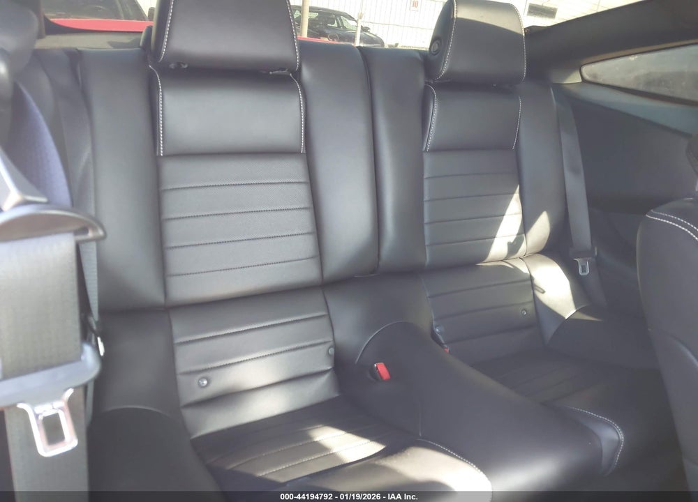 2014 FORD MUSTANG V6 PREMIUM VIN: 1ZVBP8AM3E5214993
