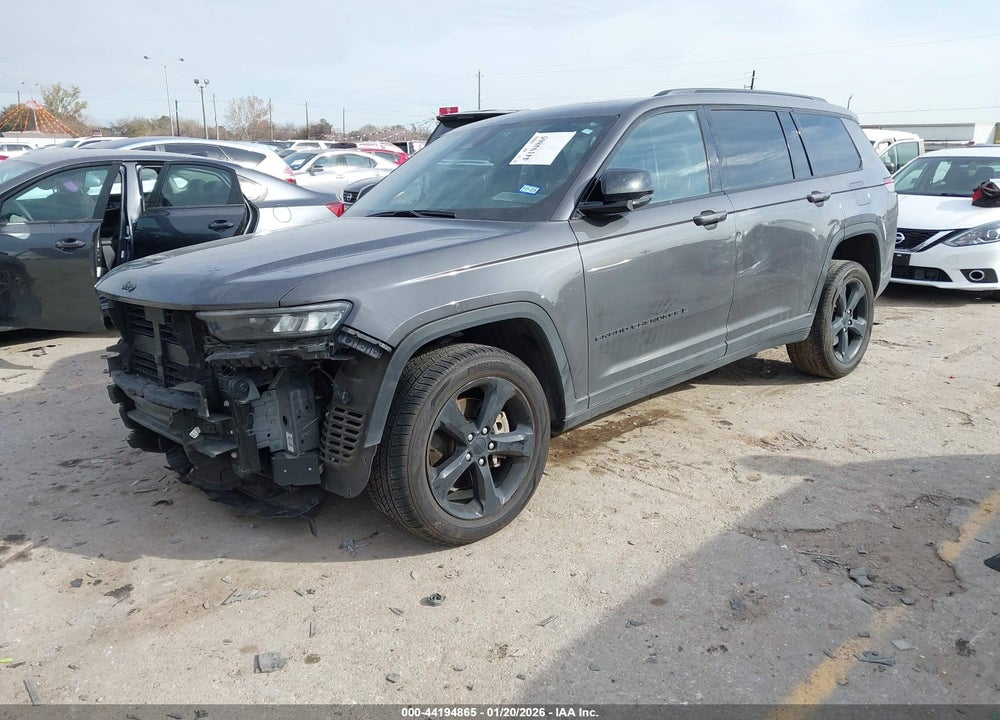 2023 JEEP GRAND CHEROKEE L ALTITUDE 4X4 VIN: 1C4RJKAGXP8104583