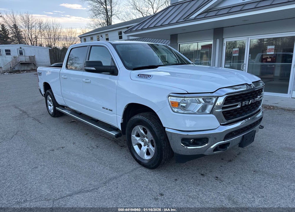 2022 RAM 1500 BIG HORN  4X4 6'4 BOX VIN: 1C6SRFMT1NN161058