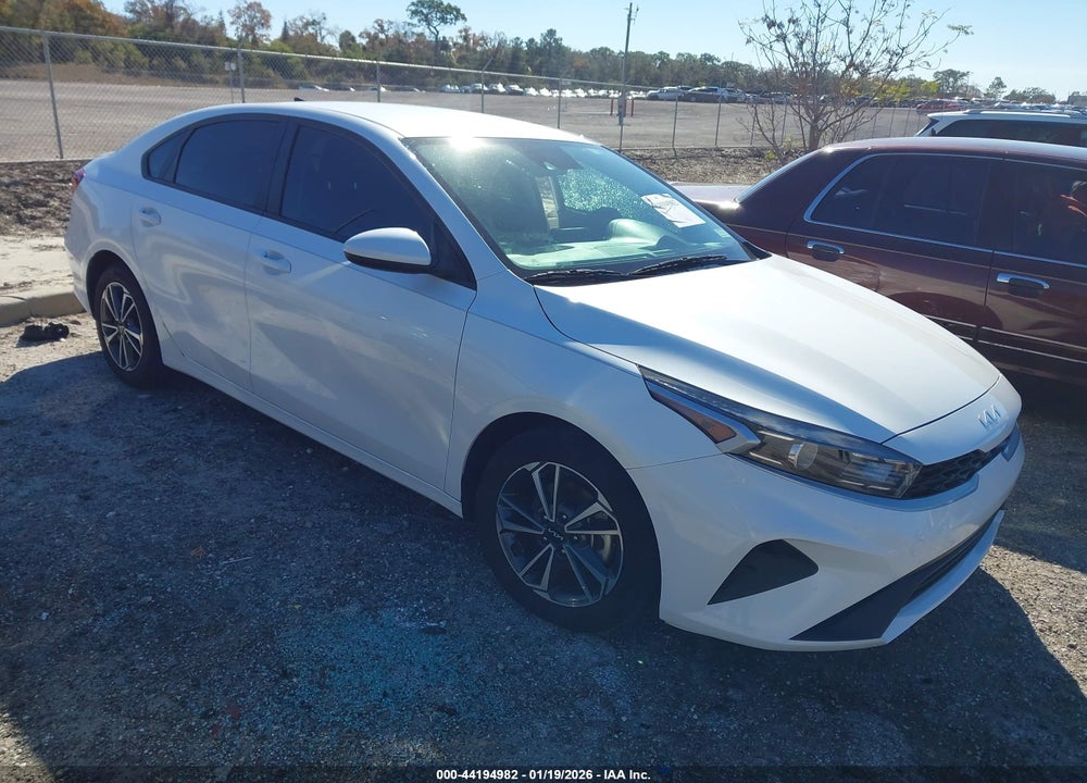 2023 KIA FORTE LXS VIN: 3KPF24AD1PE588392