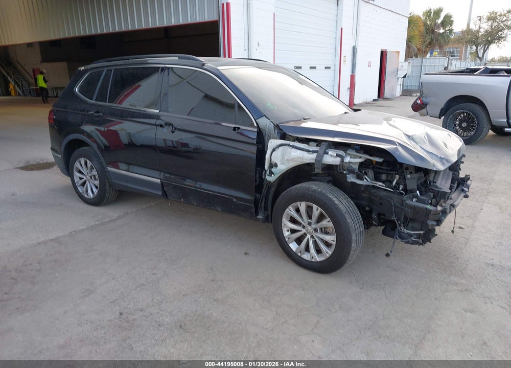 2018 VOLKSWAGEN TIGUAN 2.0T SE/2.0T SEL VIN: 3VV3B7AX7JM009872
