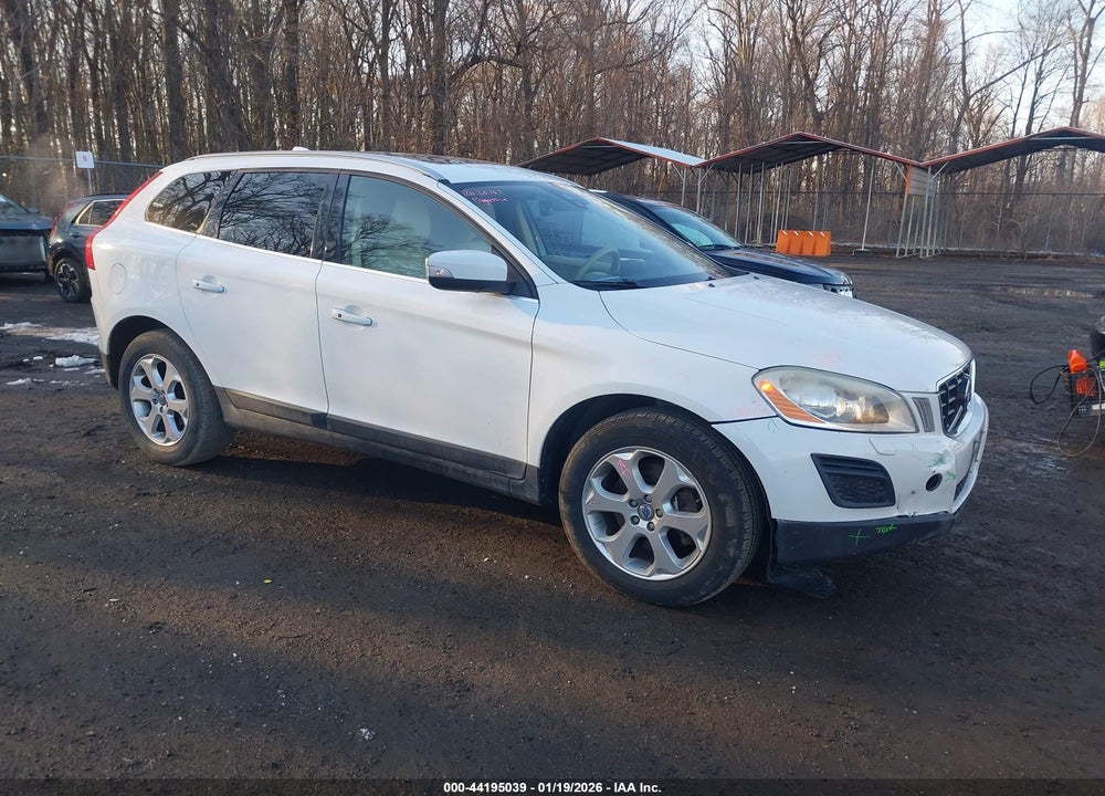 2013 VOLVO XC60 3.2 PREMIER VIN: YV4940DZ6D2393658