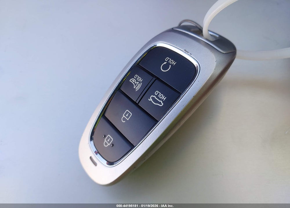 2023 HYUNDAI SONATA HYBRID SEL VIN: KMHL34JJ9PA079302