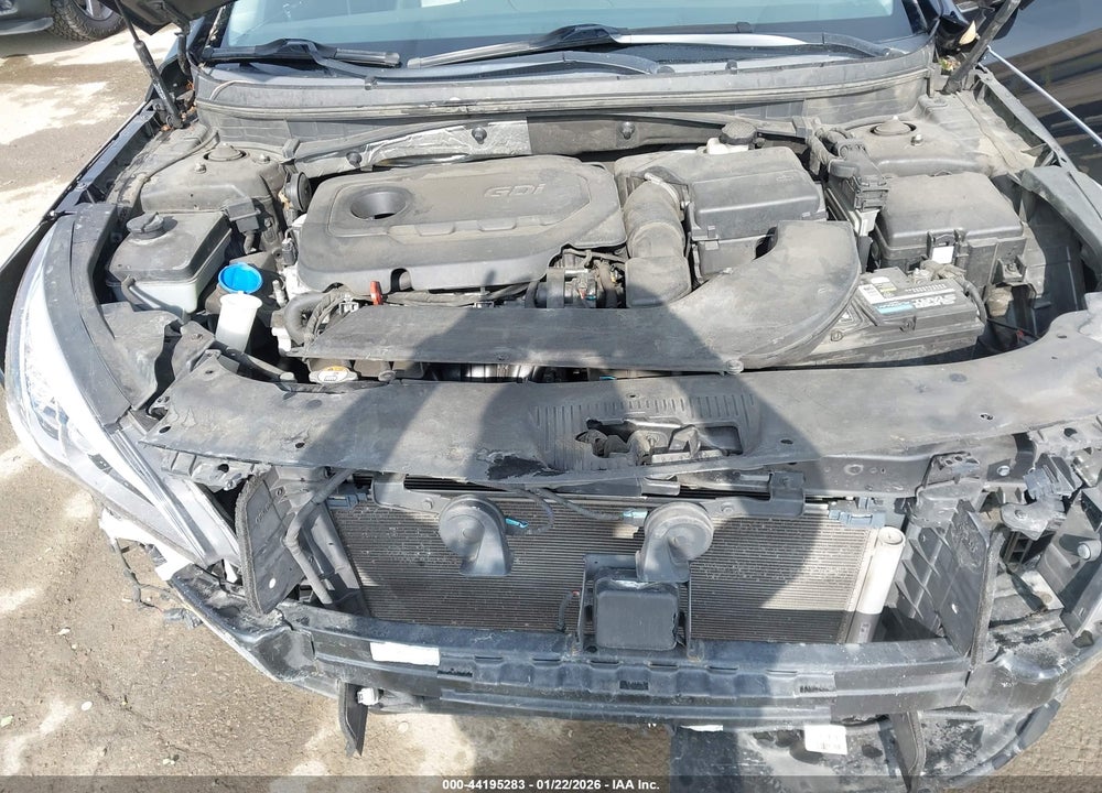 2015 HYUNDAI SONATA LIMITED VIN: 5NPE34AF1FH103138
