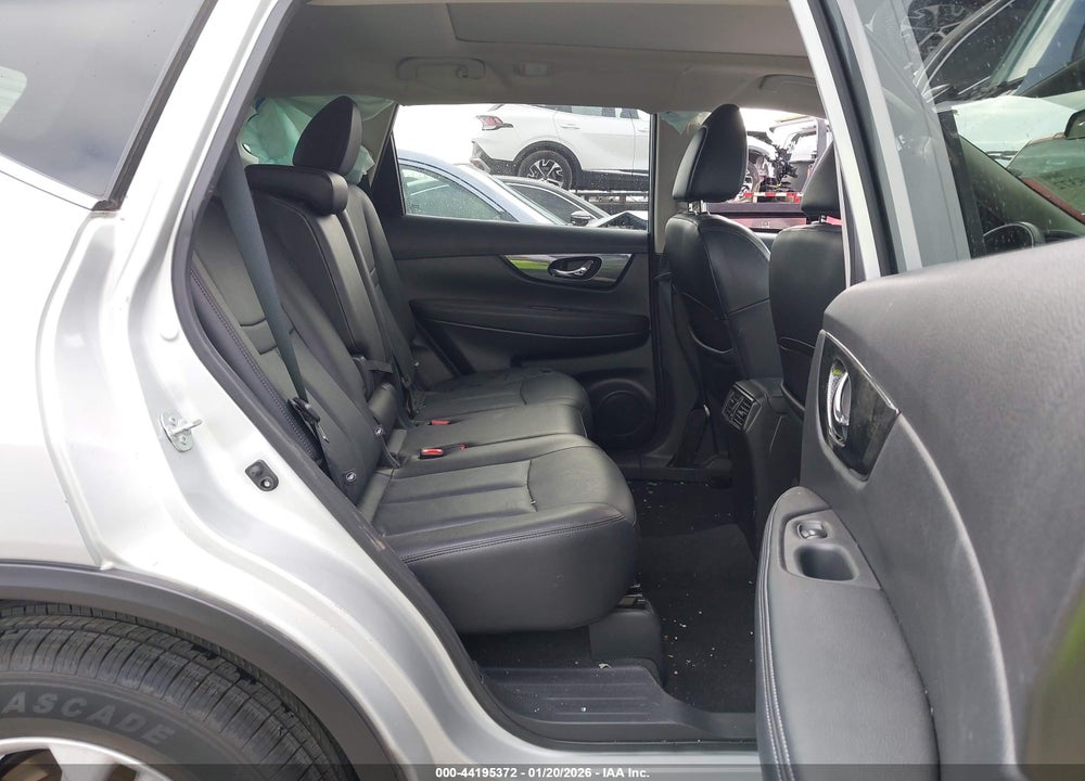 2016 NISSAN ROGUE SL VIN: 5N1AT2MT3GC793875