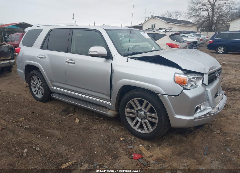 2011 TOYOTA 4RUNNER LIMITED V6 VIN: JTEZU5JR9B5013997