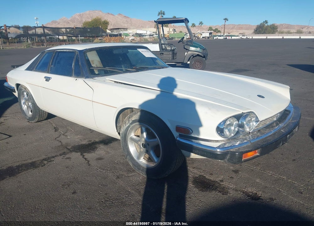 1989 JAGUAR XJS VIN: SAJNA5849KC155334