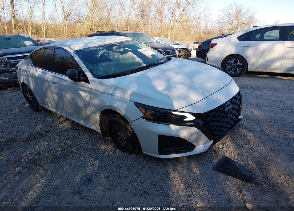 2023 NISSAN ALTIMA SR FWD VIN: 1N4BL4CV0PN308061
