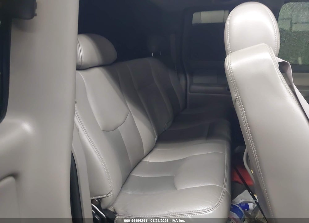 2004 GMC SIERRA 1500 DENALI VIN: 2GTFK69UX41182653