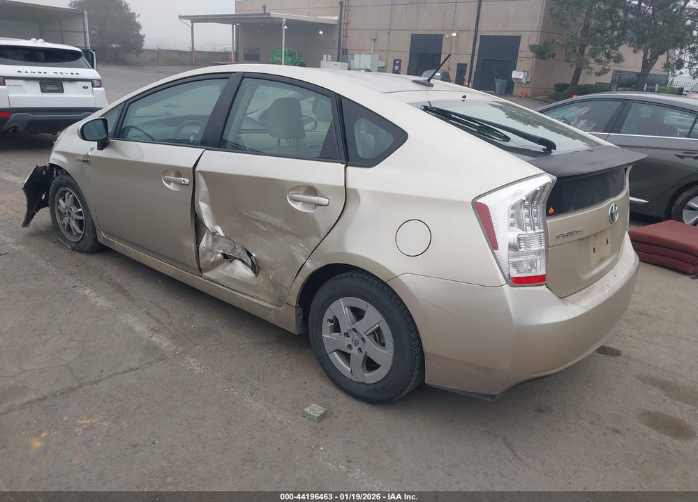 2011 TOYOTA PRIUS THREE VIN: JTDKN3DU3B1402004