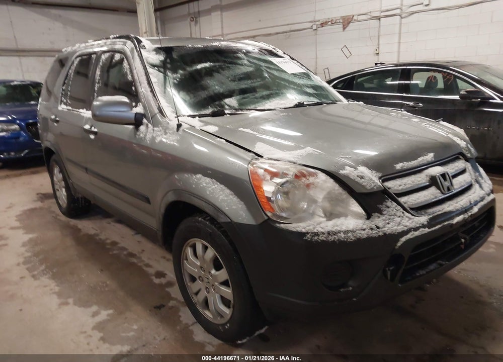 2005 HONDA CR-V EX VIN: JHLRD78845C055591
