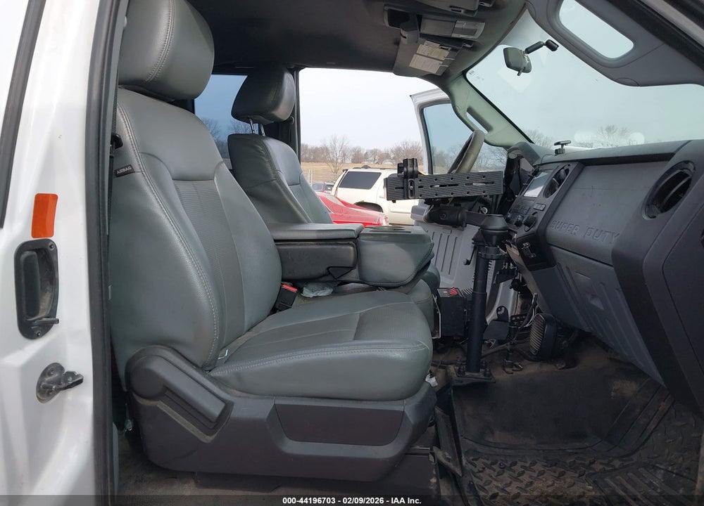 2015 FORD F-250 XL VIN: 1FT7X2B68FEB15870