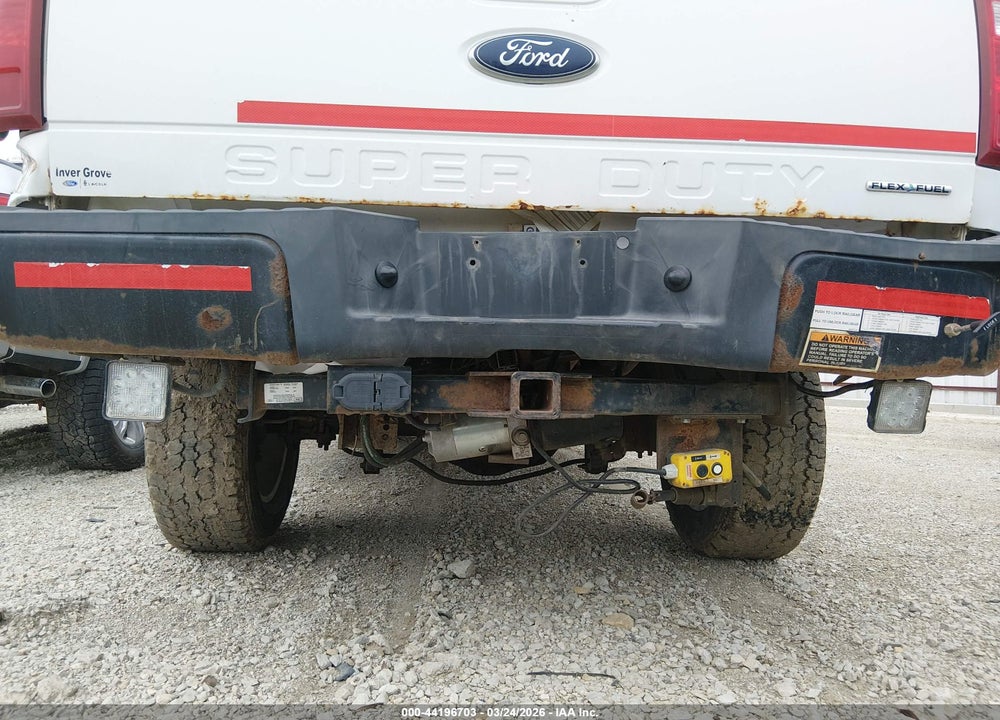 2015 FORD F-250 XL VIN: 1FT7X2B68FEB15870