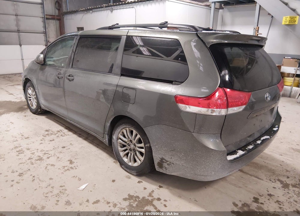 2012 TOYOTA SIENNA XLE V6 8 PASSENGER VIN: 5TDYK3DCXCS259163