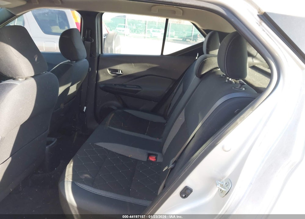 2018 NISSAN KICKS SV VIN: 3N1CP5CU3JL533472