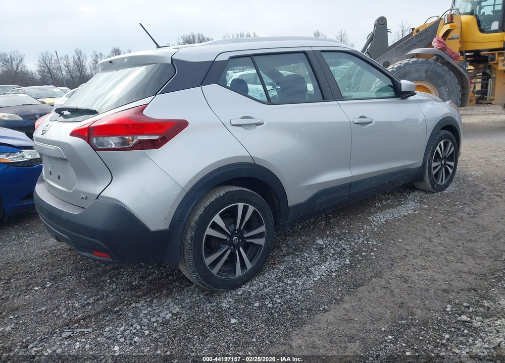 2018 NISSAN KICKS SV VIN: 3N1CP5CU3JL533472