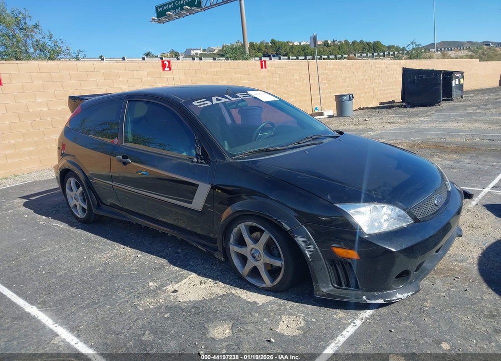 2005 FORD FOCUS ZX3 VIN: 3FAFP31NX5R152852