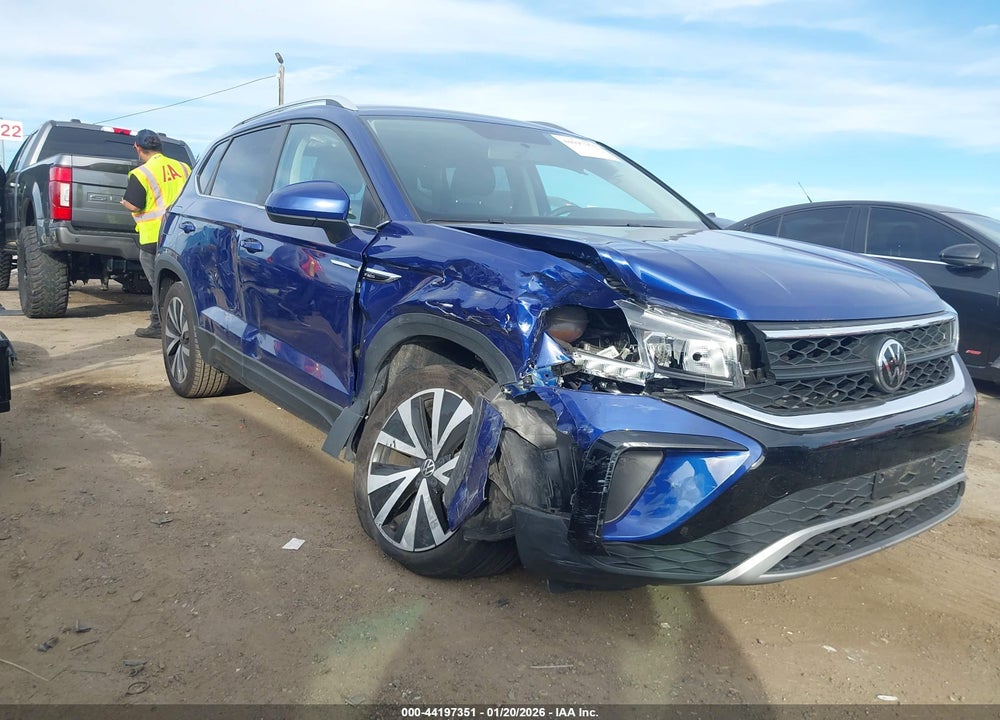 2022 VOLKSWAGEN TAOS 1.5T SE VIN: 3VVRX7B23NM082077