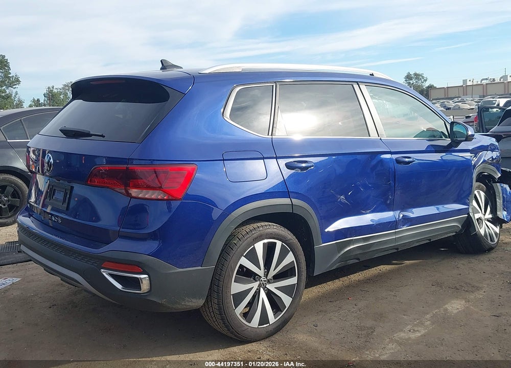 2022 VOLKSWAGEN TAOS 1.5T SE VIN: 3VVRX7B23NM082077