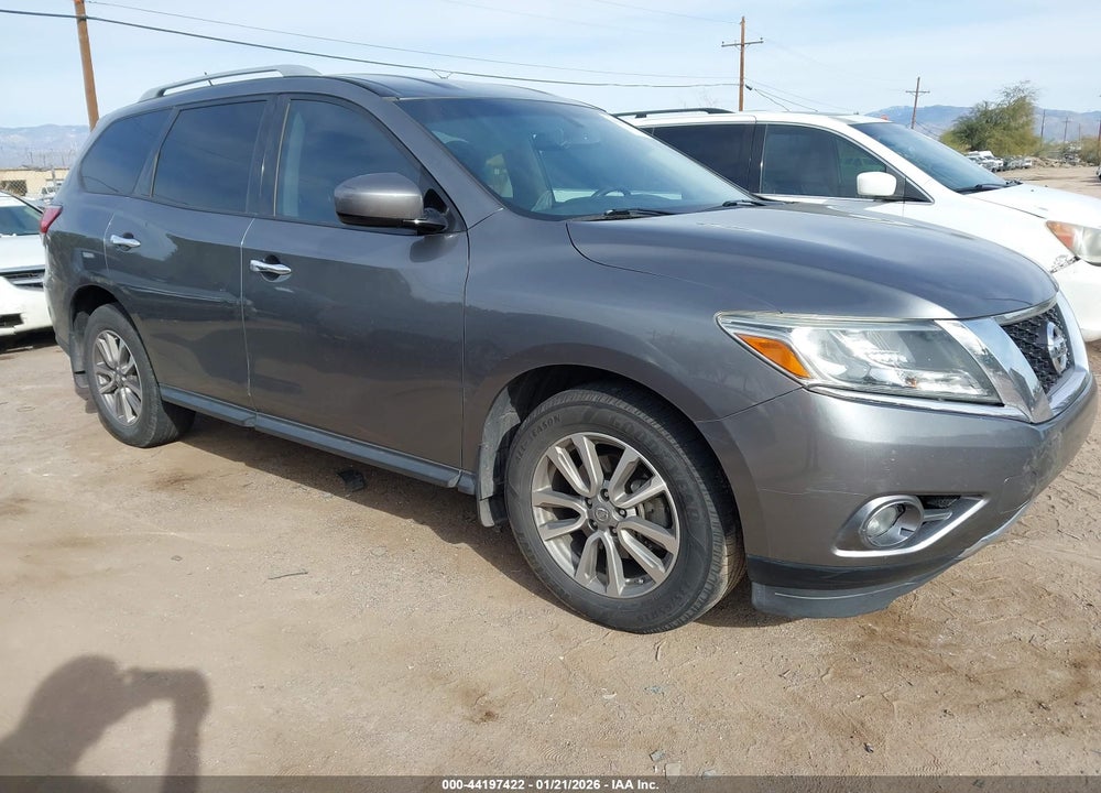 2016 NISSAN PATHFINDER SV VIN: 5N1AR2MN2GC642204