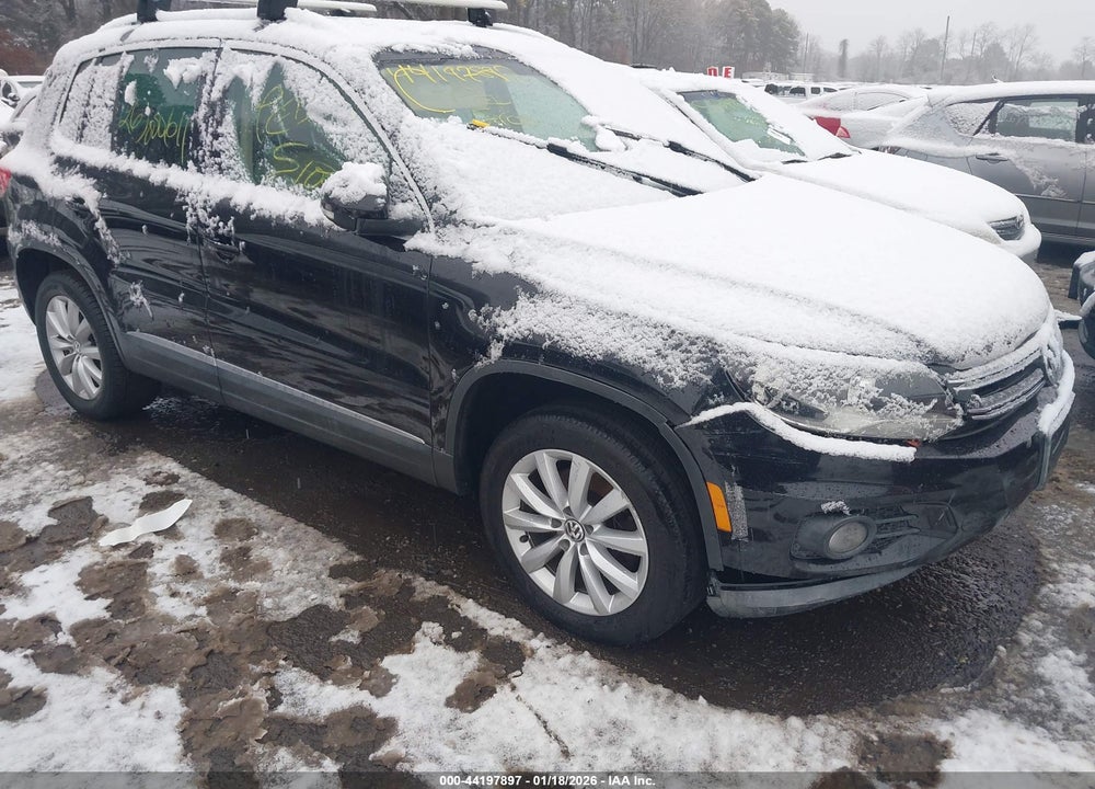 2013 VOLKSWAGEN TIGUAN SE VIN: WVGBV3AX3DW583069