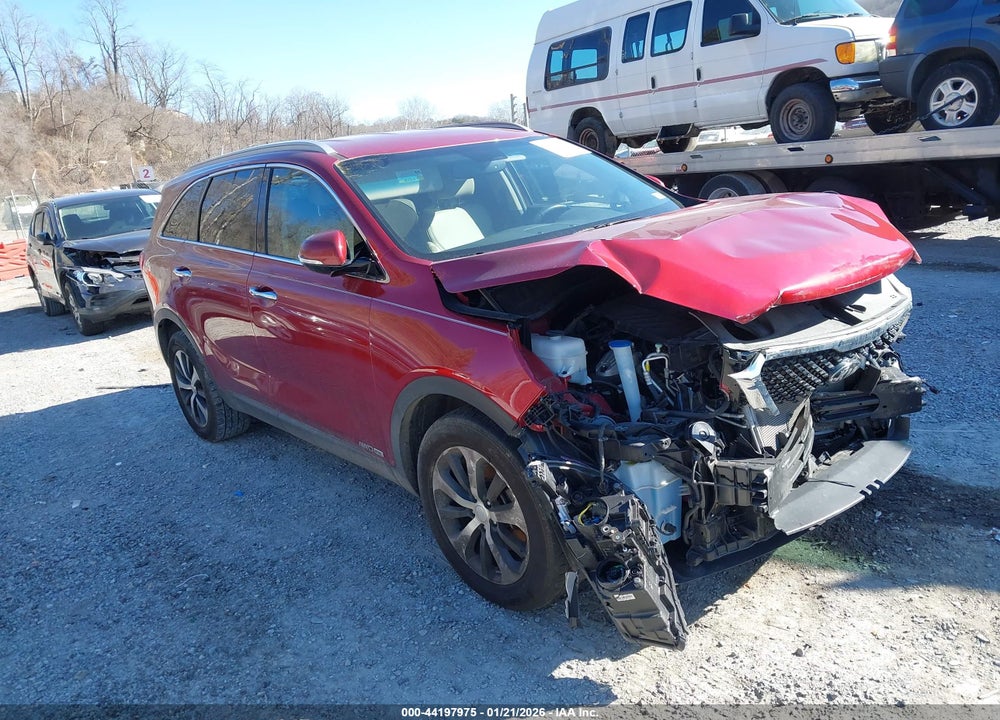 2018 KIA SORENTO 3.3L EX VIN: 5XYPHDA5XJG381294