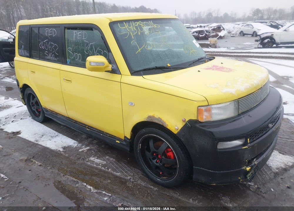 2005 SCION XB VIN: JTLKT324654017312