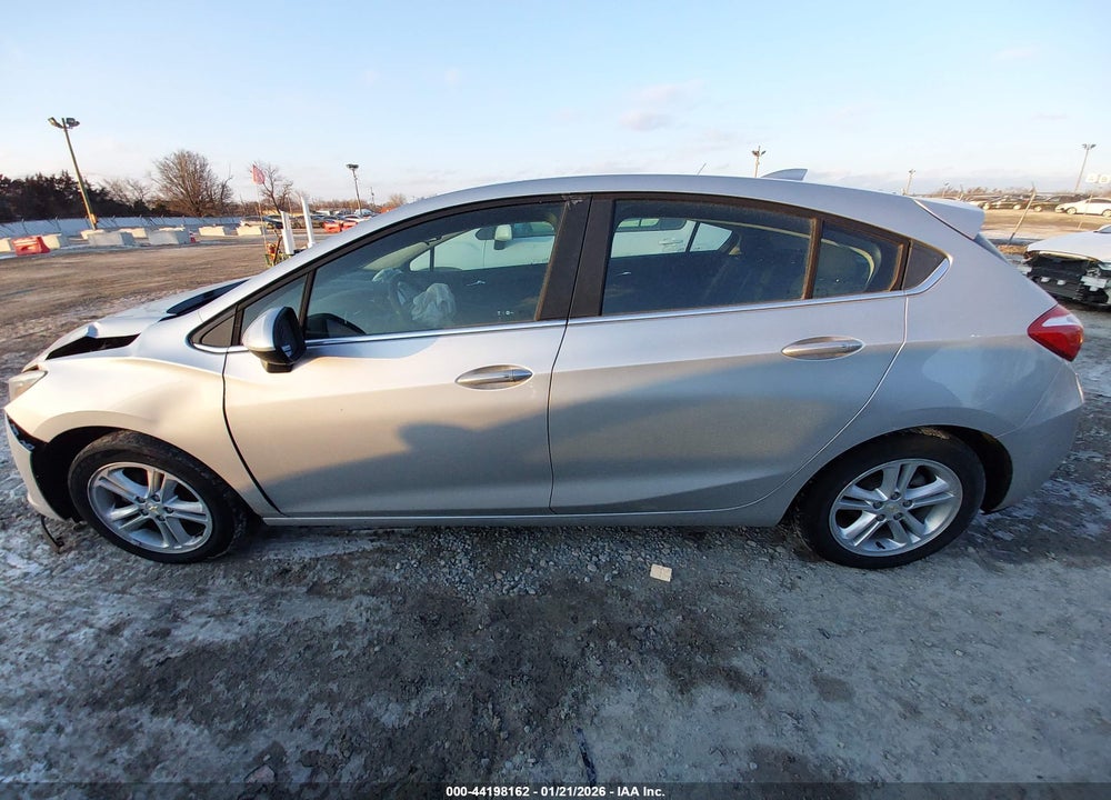 2017 CHEVROLET CRUZE LT AUTO VIN: 3G1BE6SM4HS505520