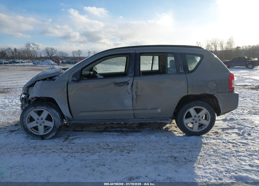 2007 JEEP COMPASS SPORT VIN: 1J8FT47W77D196453