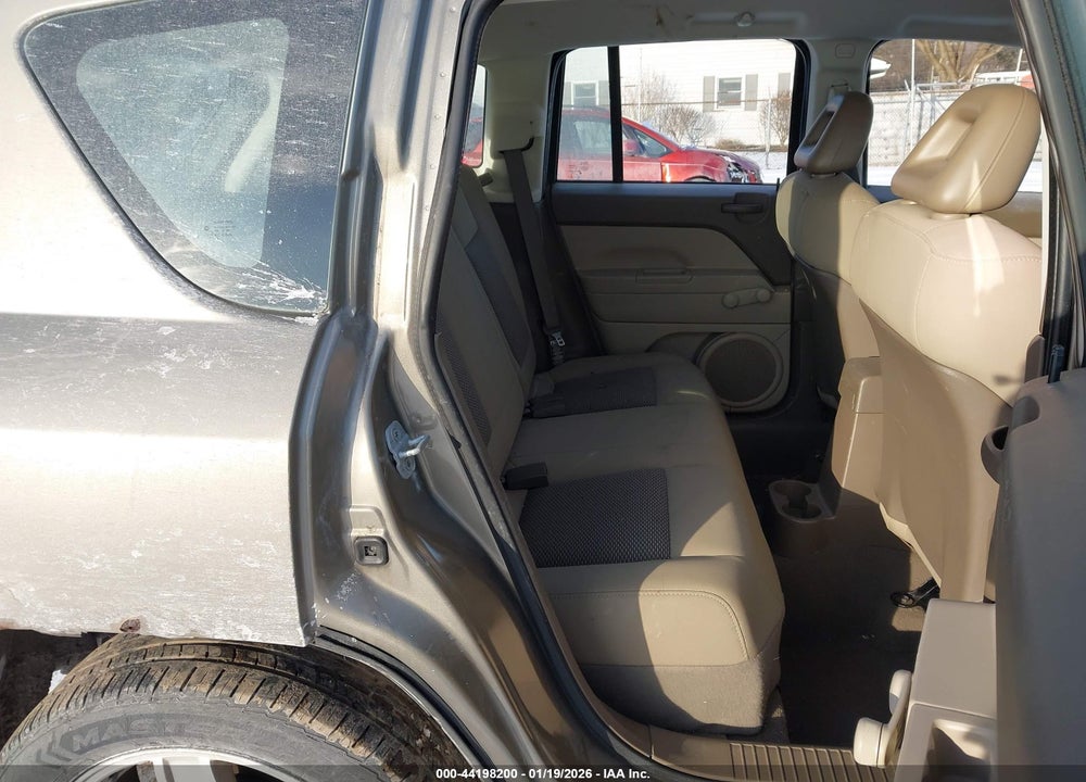 2007 JEEP COMPASS SPORT VIN: 1J8FT47W77D196453