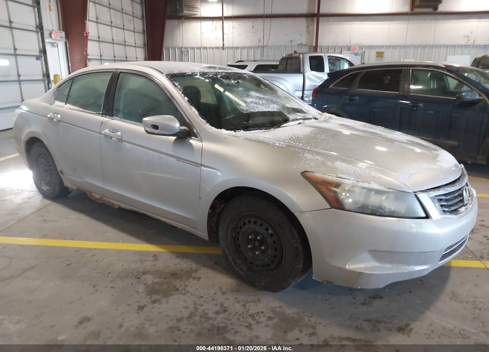 2009 HONDA ACCORD 2.4 LX VIN: JHMCP26389C012137