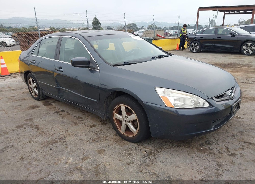 2004 HONDA ACCORD 2.4 EX VIN: JHMCM56864C029906