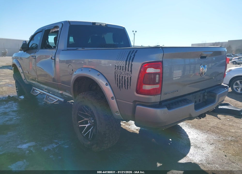 2019 RAM 2500 BIG HORN  4X4 6'4 BOX VIN: 3C6UR5DL8KG679515