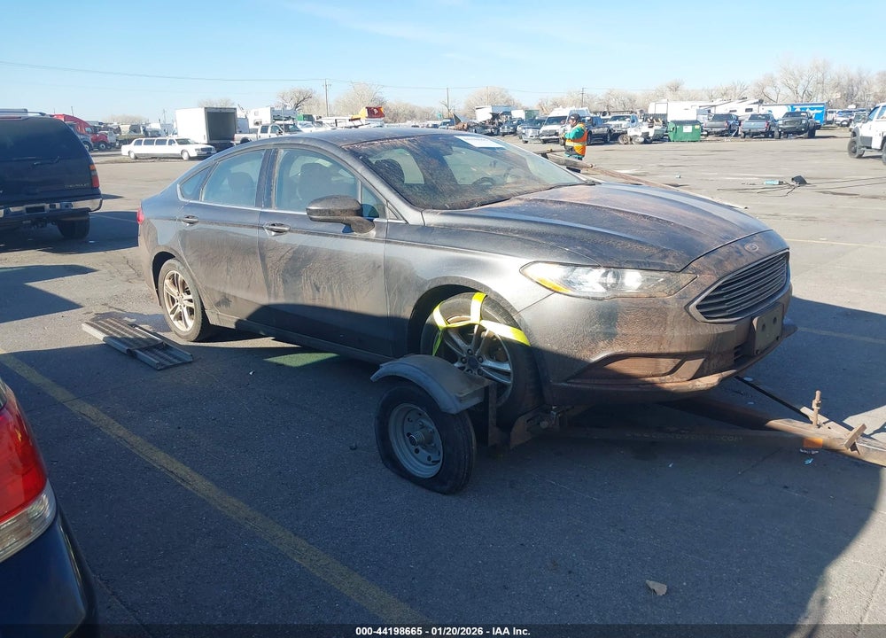 2018 FORD FUSION SE VIN: 3FA6P0H7XJR126056