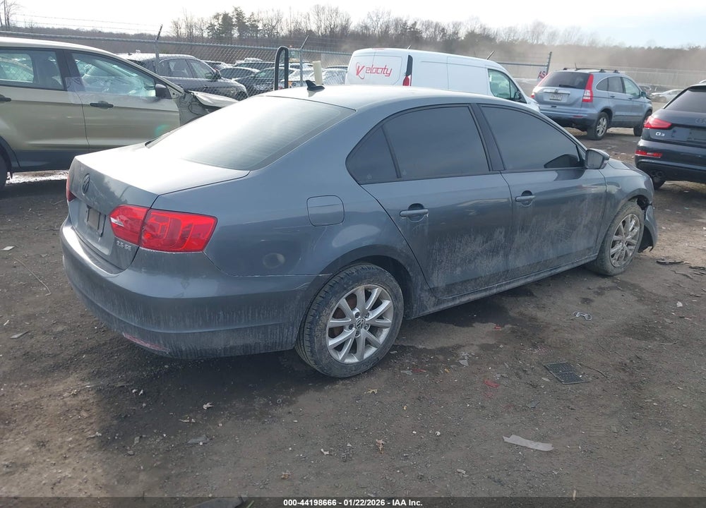 2011 VOLKSWAGEN JETTA 2.5L SE VIN: 3VWDX7AJ9BM306480