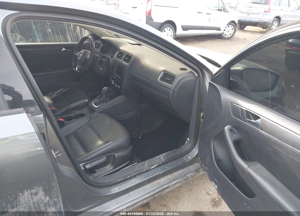 2011 VOLKSWAGEN JETTA 2.5L SE VIN: 3VWDX7AJ9BM306480